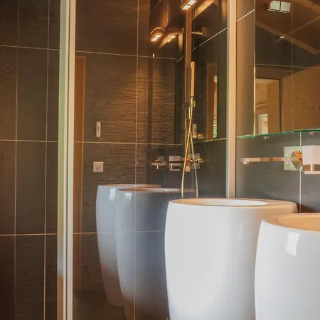 Woovim 8 By Interhome